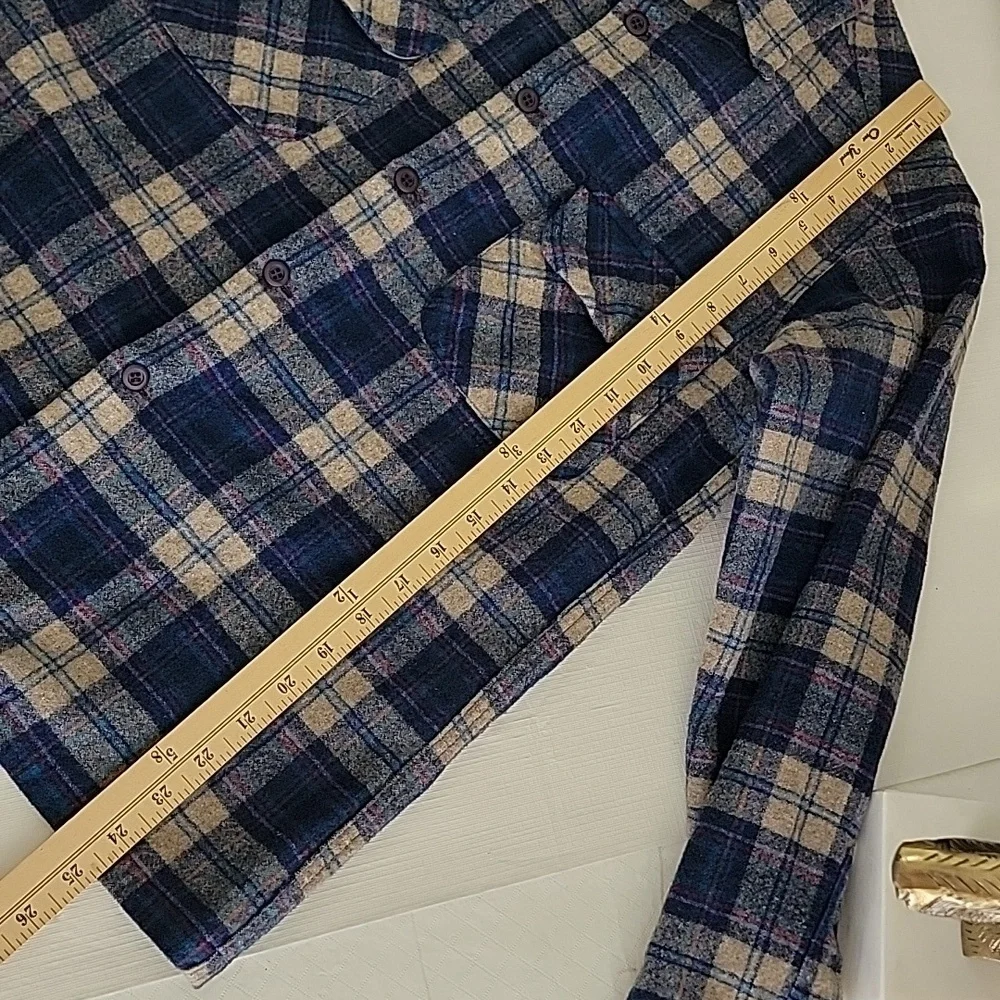 Vintage Pendleton Flannel Made in USA size M 100% Wool BinW - Picture 7 of 9
